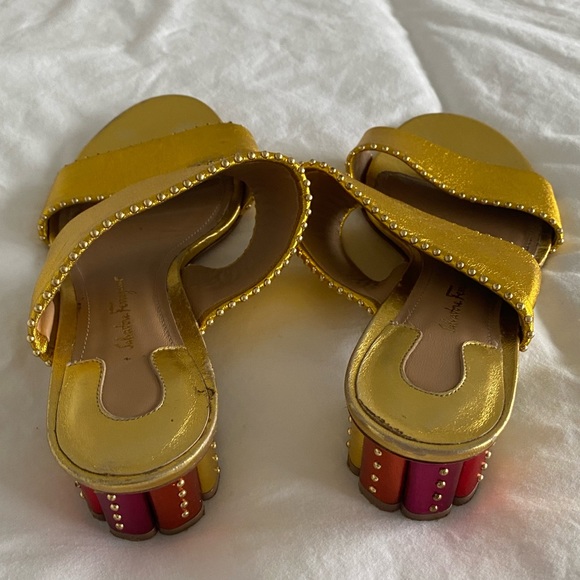 Salvatore Ferragamo Yellow Sandals Platform *RARE* - Picture 4 of 9